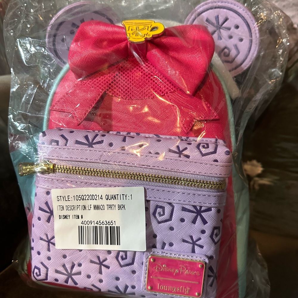 Loungefly Minnie Mouse The Main Attraction Tea Party bag NWT Disneyland rare